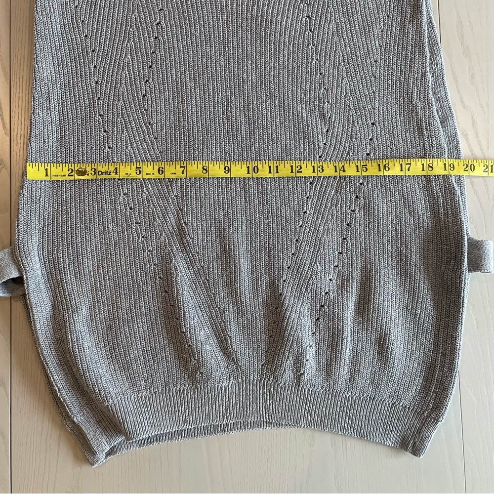 Pilcro Anthropologie Mock Neck Layering Sweater Vest (Gray) - M/L - Picture 5 of 8